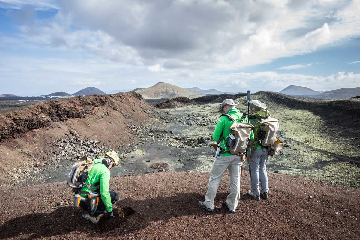 Astronomer’s training in volcanic land