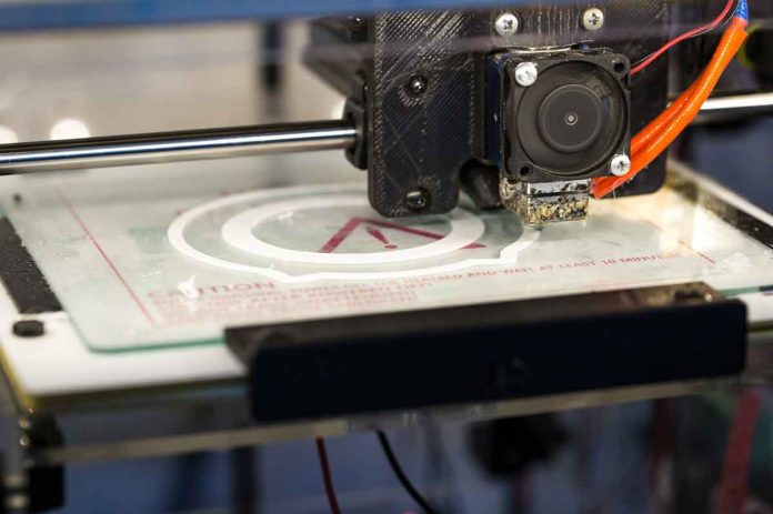 New ultra-fast 3D printer works like a reverse scanner