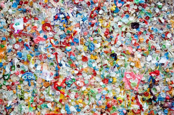 Microplastics found in lung tissue from live human beings for the first time
